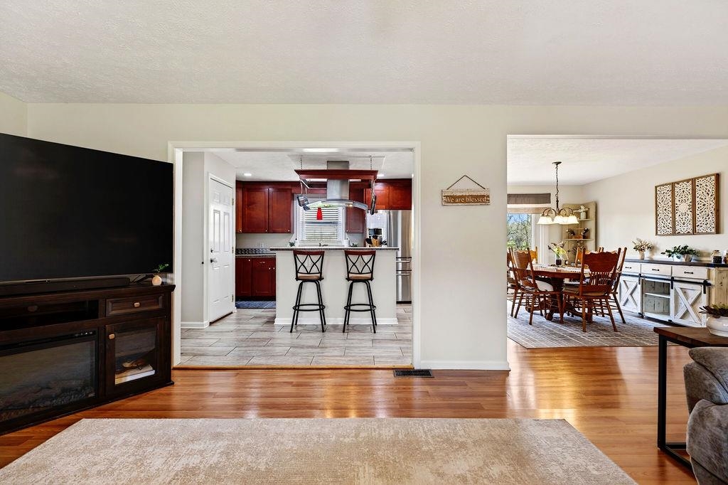 933 LADD RD, WAYNESBORO, Virginia 22980, 3 Bedrooms Bedrooms, ,2 BathroomsBathrooms,Residential,933 LADD RD,674484 MLS # 674484