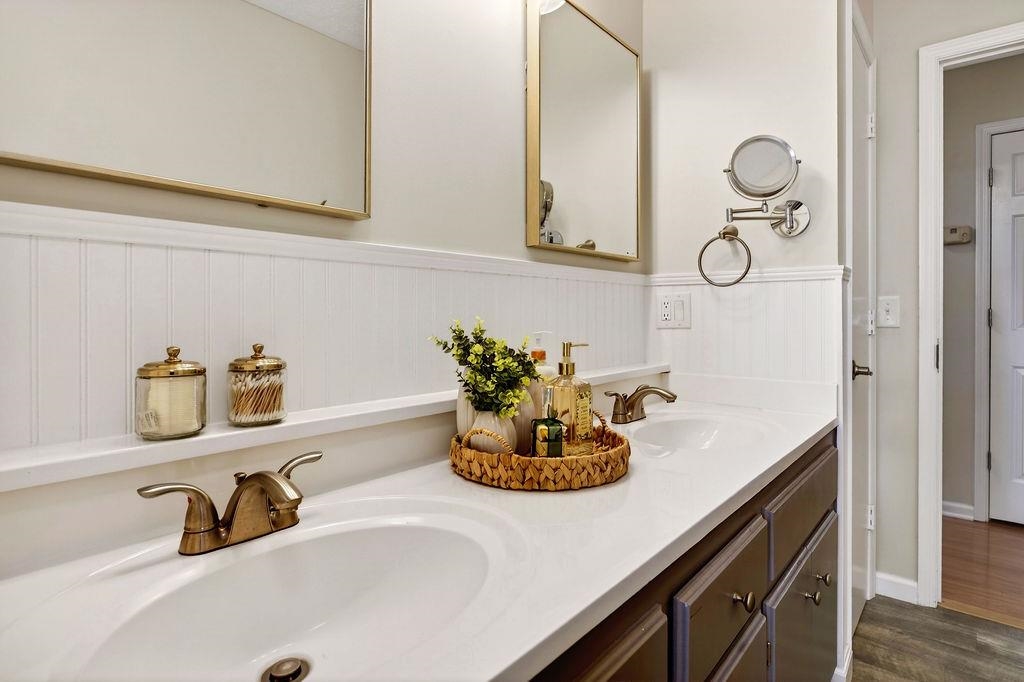 933 LADD RD, WAYNESBORO, Virginia 22980, 3 Bedrooms Bedrooms, ,2 BathroomsBathrooms,Residential,933 LADD RD,674484 MLS # 674484