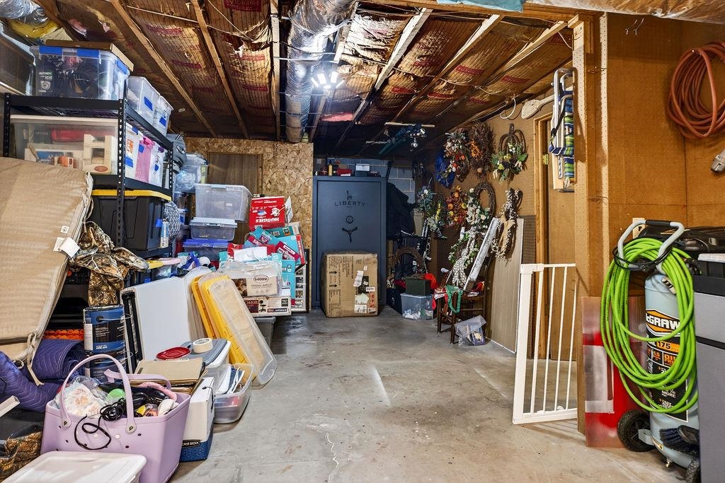 933 LADD RD, WAYNESBORO, Virginia 22980, 3 Bedrooms Bedrooms, ,2 BathroomsBathrooms,Residential,933 LADD RD,674484 MLS # 674484