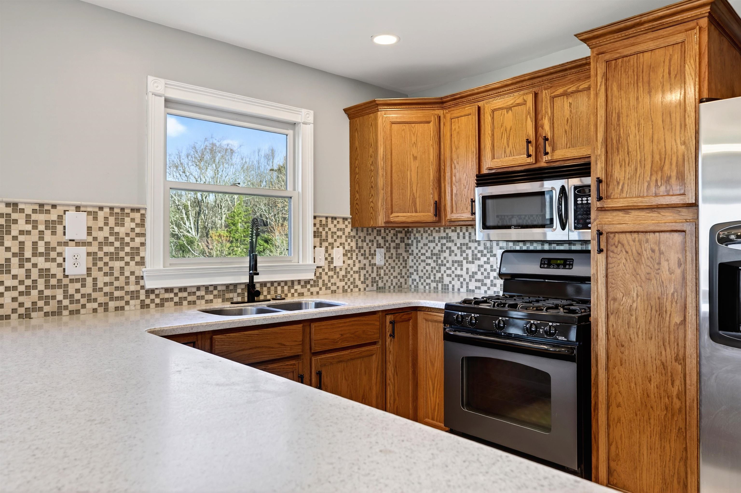 85 MEADOW CT, ROSELAND, Virginia 22967, 5 Bedrooms Bedrooms, ,3 BathroomsBathrooms,Residential,85 MEADOW CT,674485 MLS # 674485