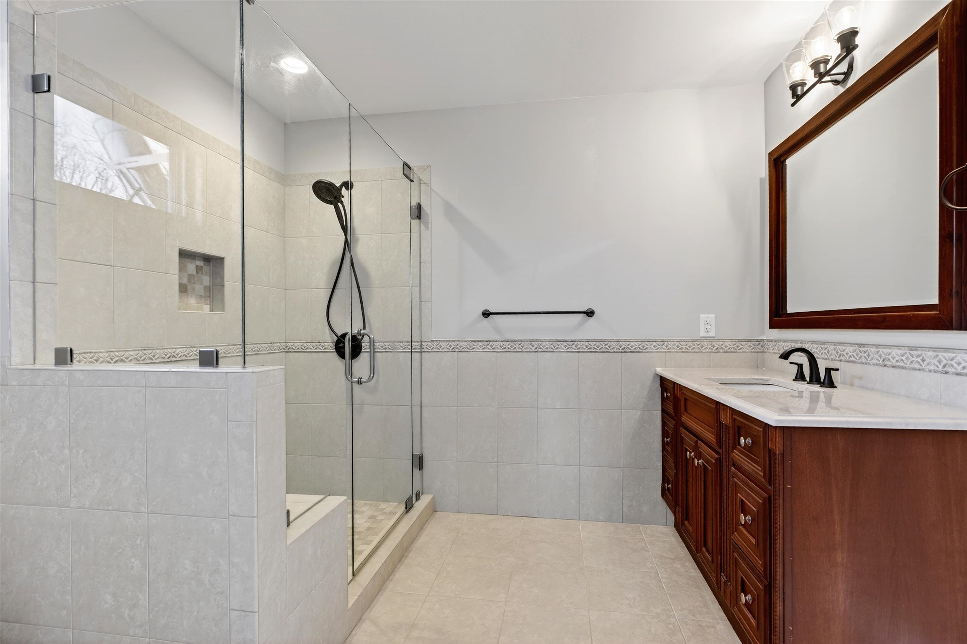 85 MEADOW CT, ROSELAND, Virginia 22967, 5 Bedrooms Bedrooms, ,3 BathroomsBathrooms,Residential,85 MEADOW CT,674485 MLS # 674485