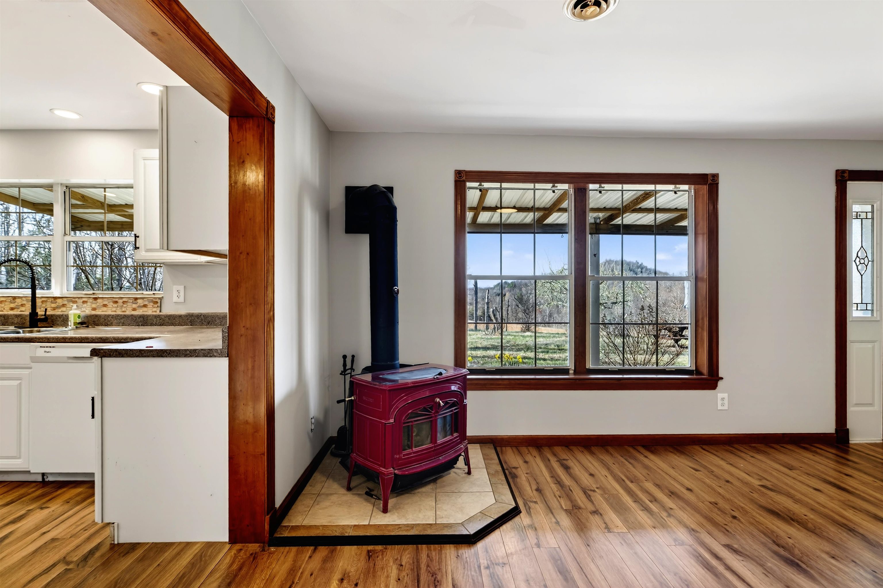 85 MEADOW CT, ROSELAND, Virginia 22967, 5 Bedrooms Bedrooms, ,3 BathroomsBathrooms,Residential,85 MEADOW CT,674485 MLS # 674485