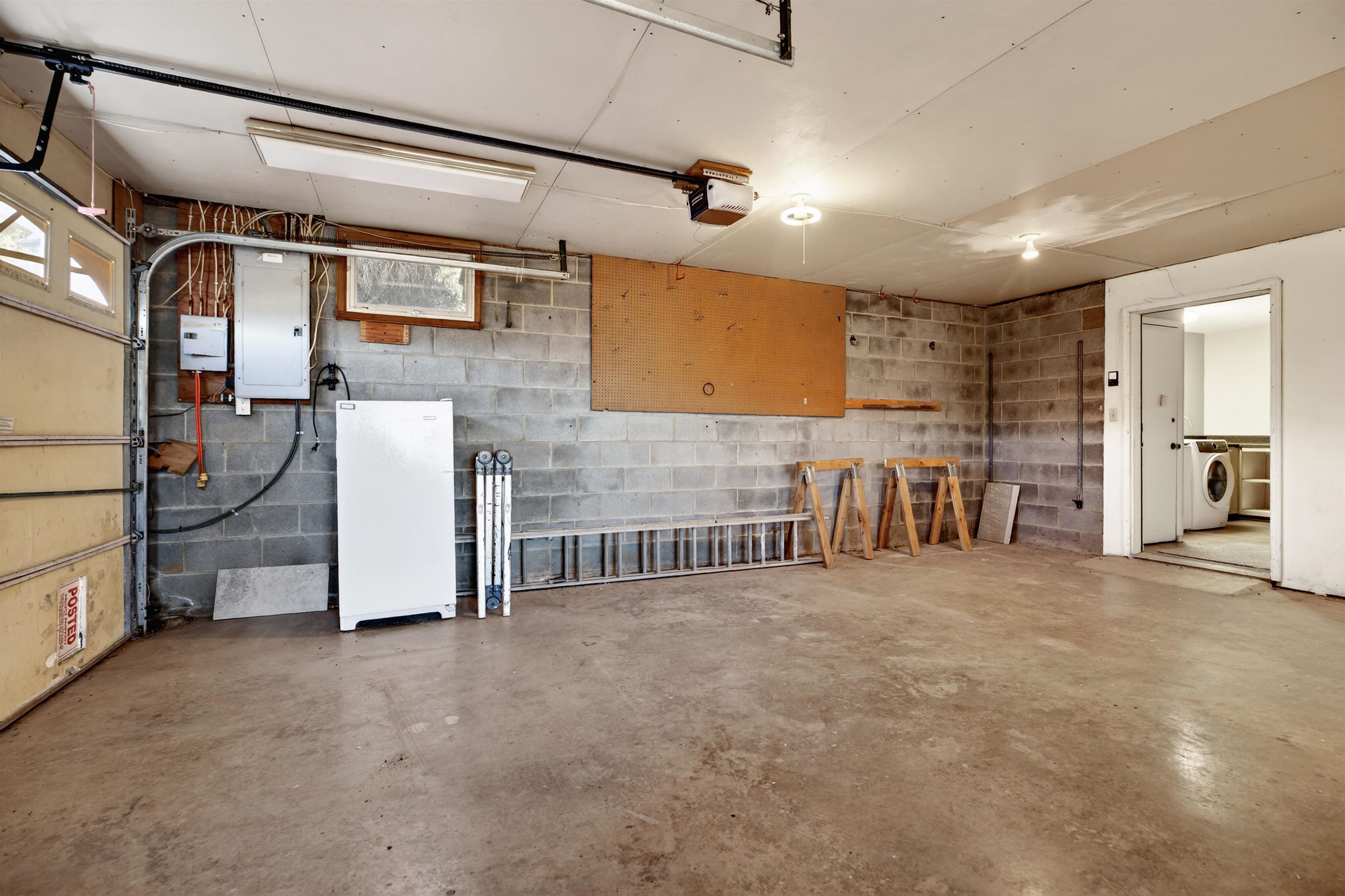 85 MEADOW CT, ROSELAND, Virginia 22967, 5 Bedrooms Bedrooms, ,3 BathroomsBathrooms,Residential,85 MEADOW CT,674485 MLS # 674485