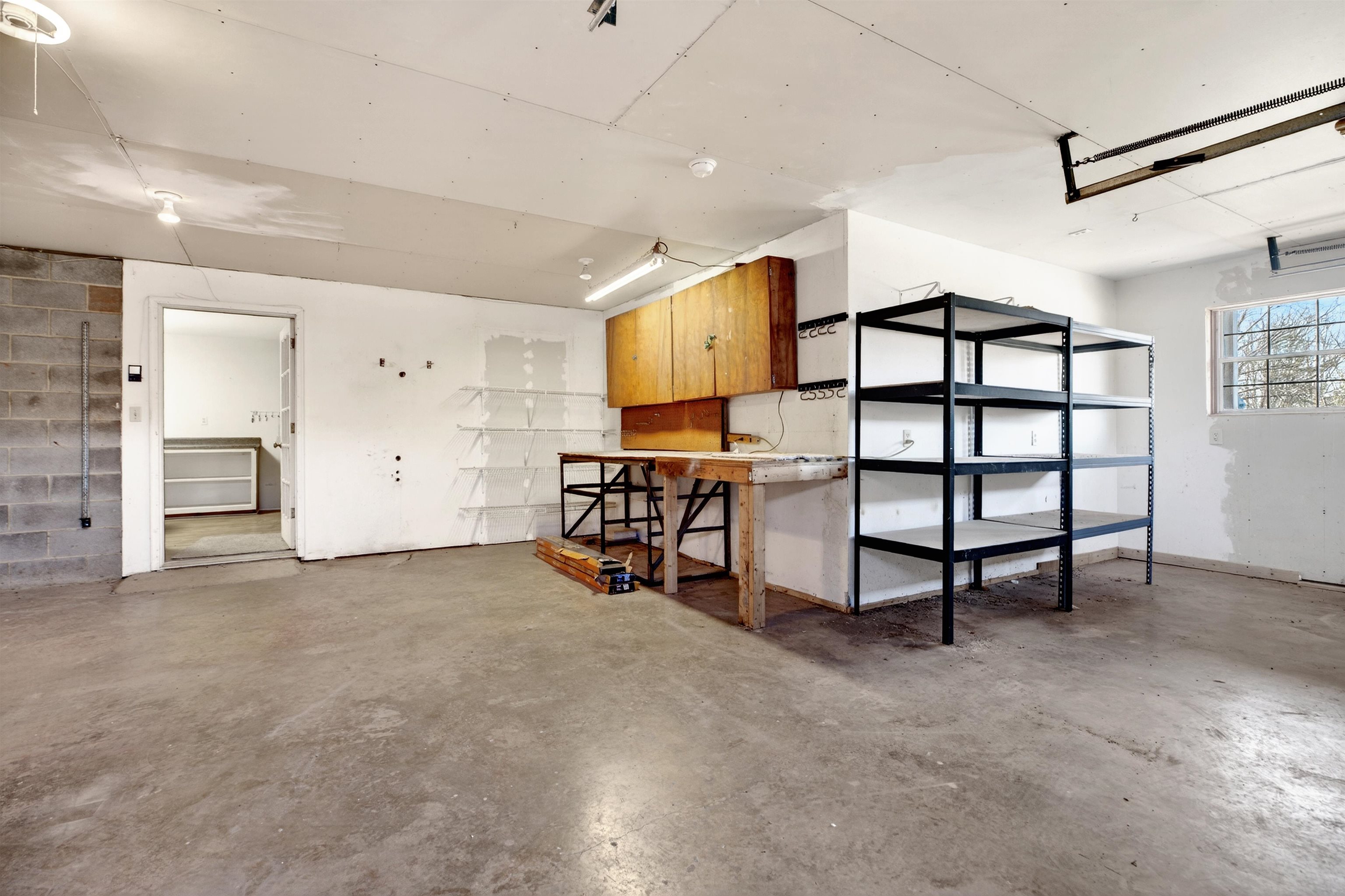 85 MEADOW CT, ROSELAND, Virginia 22967, 5 Bedrooms Bedrooms, ,3 BathroomsBathrooms,Residential,85 MEADOW CT,674485 MLS # 674485