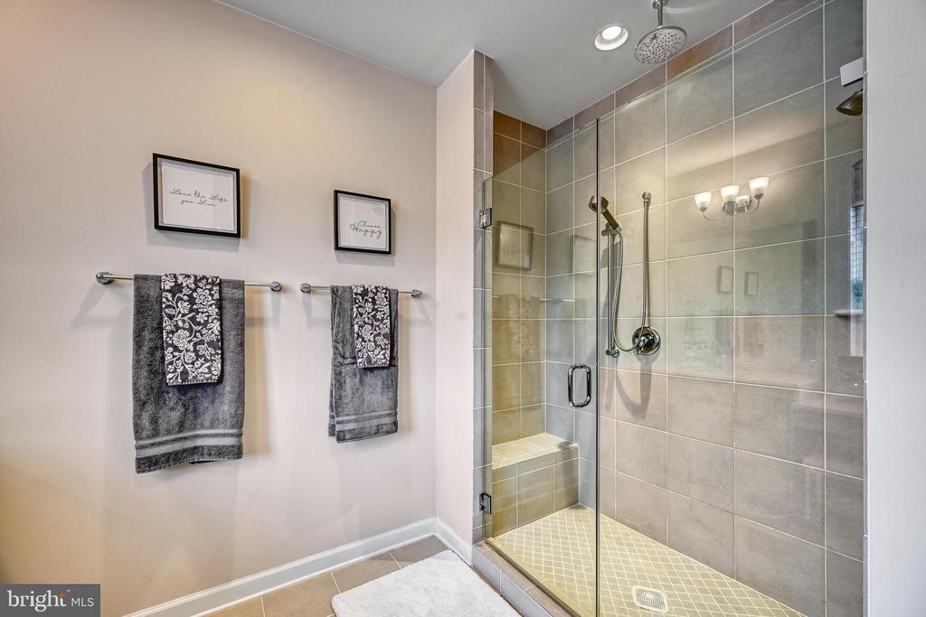 287 SUNSET LOOP, MINERAL, Virginia 23117, 2 Bedrooms Bedrooms, ,2 BathroomsBathrooms,Residential,287 SUNSET LOOP,VALA2009370 MLS # VALA2009370