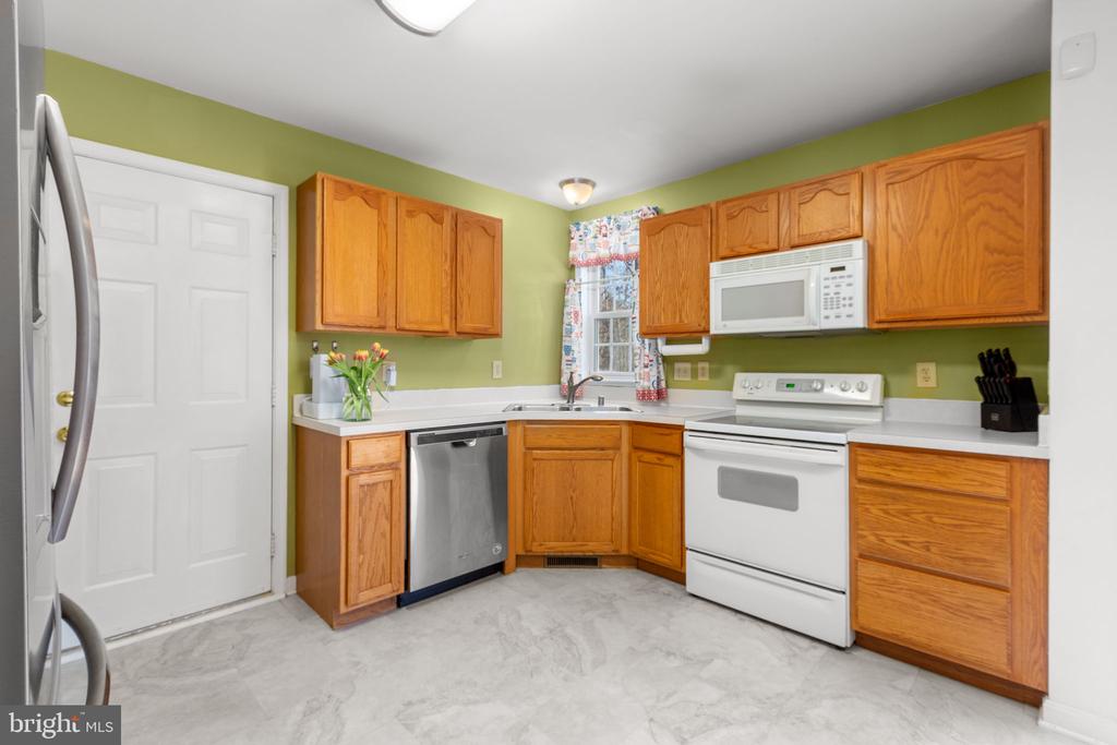 3421 LANCASTER RING RD, FREDERICKSBURG, Virginia 22408, 4 Bedrooms Bedrooms, ,2 BathroomsBathrooms,Residential,3421 LANCASTER RING RD,VASP2038190 MLS # VASP2038190