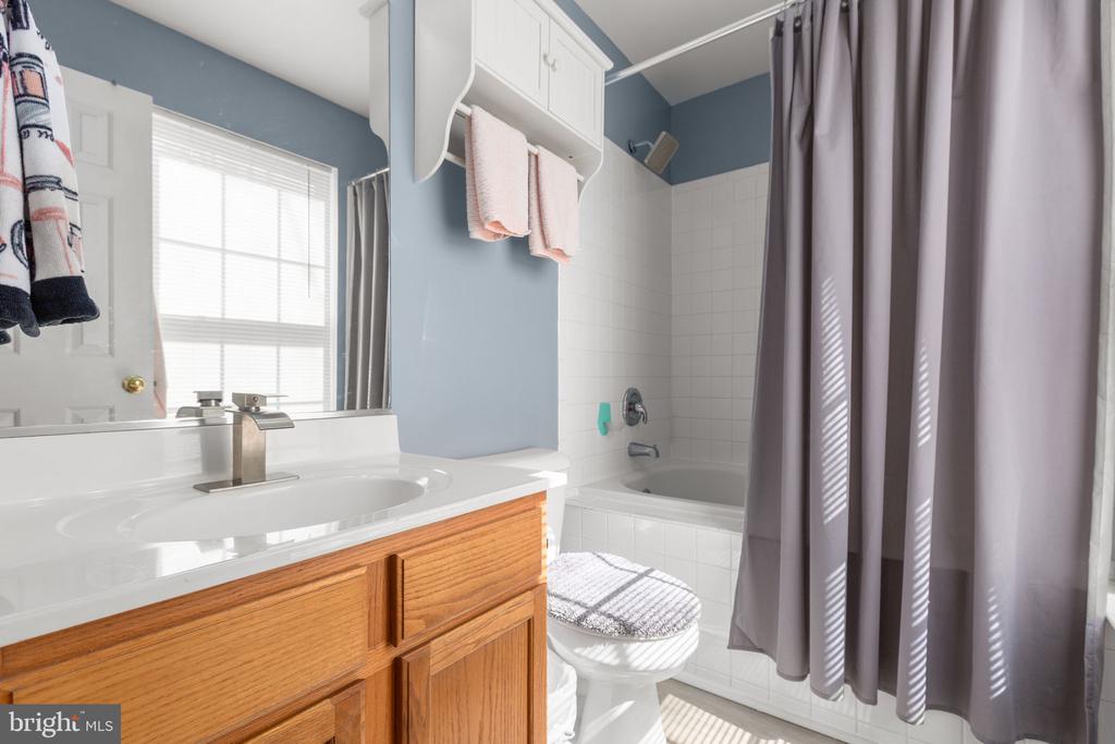 3421 LANCASTER RING RD, FREDERICKSBURG, Virginia 22408, 4 Bedrooms Bedrooms, ,2 BathroomsBathrooms,Residential,3421 LANCASTER RING RD,VASP2038190 MLS # VASP2038190