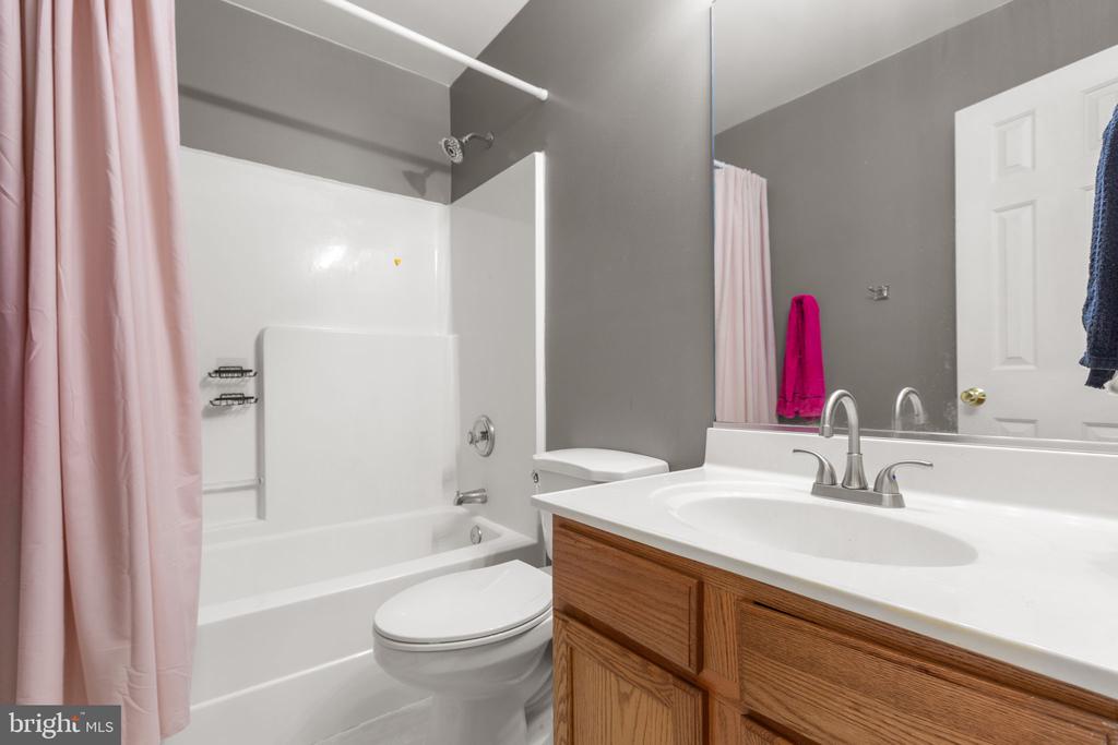 3421 LANCASTER RING RD, FREDERICKSBURG, Virginia 22408, 4 Bedrooms Bedrooms, ,2 BathroomsBathrooms,Residential,3421 LANCASTER RING RD,VASP2038190 MLS # VASP2038190