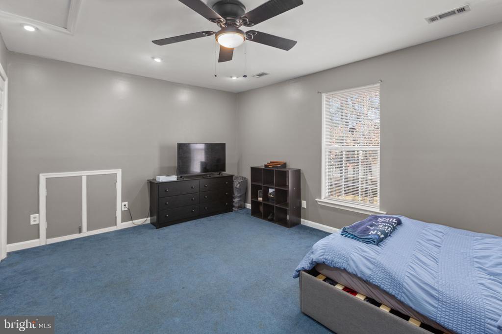 3421 LANCASTER RING RD, FREDERICKSBURG, Virginia 22408, 4 Bedrooms Bedrooms, ,2 BathroomsBathrooms,Residential,3421 LANCASTER RING RD,VASP2038190 MLS # VASP2038190