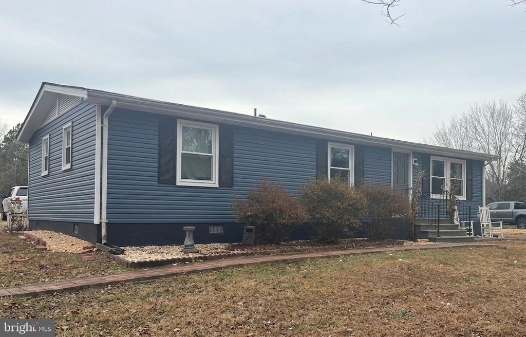 8513 PAMUNKEY RD, SPOTSYLVANIA, Virginia 22551, 3 Bedrooms Bedrooms, ,1 BathroomBathrooms,Residential,8513 PAMUNKEY RD,VASP2039566 MLS # VASP2039566