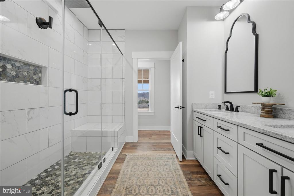 34 LISCARNE LN, AMISSVILLE, Virginia 20106, 5 Bedrooms Bedrooms, ,4 BathroomsBathrooms,Residential,34 LISCARNE LN,VARP2002512 MLS # VARP2002512