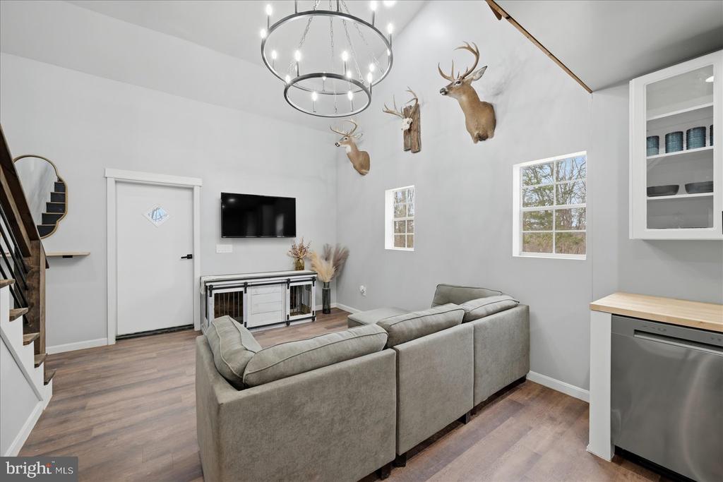 34 LISCARNE LN, AMISSVILLE, Virginia 20106, 5 Bedrooms Bedrooms, ,4 BathroomsBathrooms,Residential,34 LISCARNE LN,VARP2002512 MLS # VARP2002512