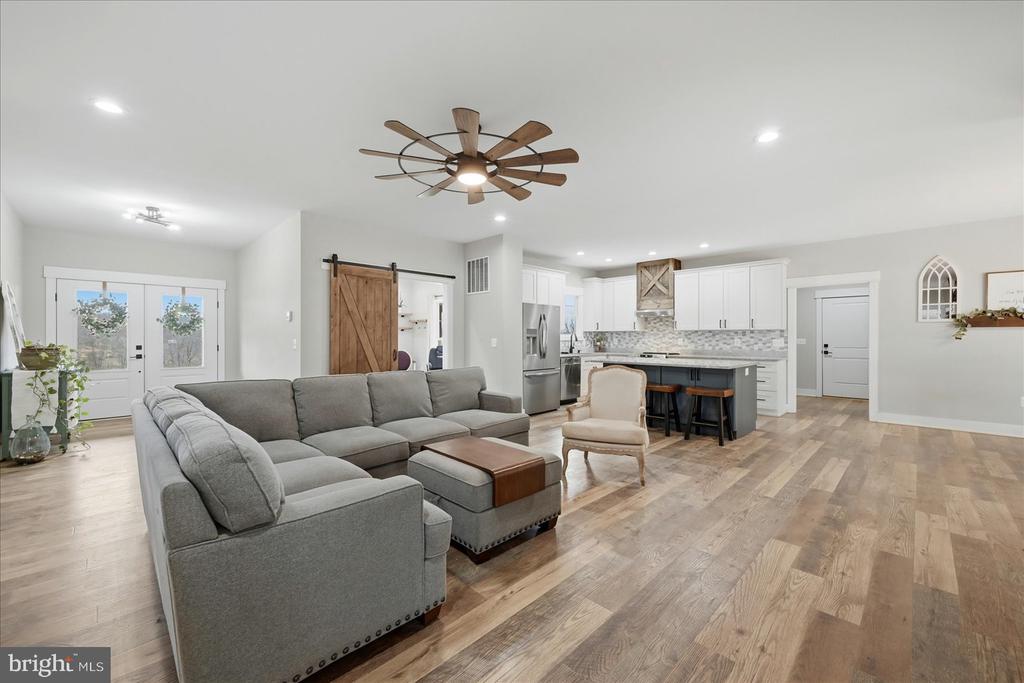 34 LISCARNE LN, AMISSVILLE, Virginia 20106, 5 Bedrooms Bedrooms, ,4 BathroomsBathrooms,Residential,34 LISCARNE LN,VARP2002512 MLS # VARP2002512