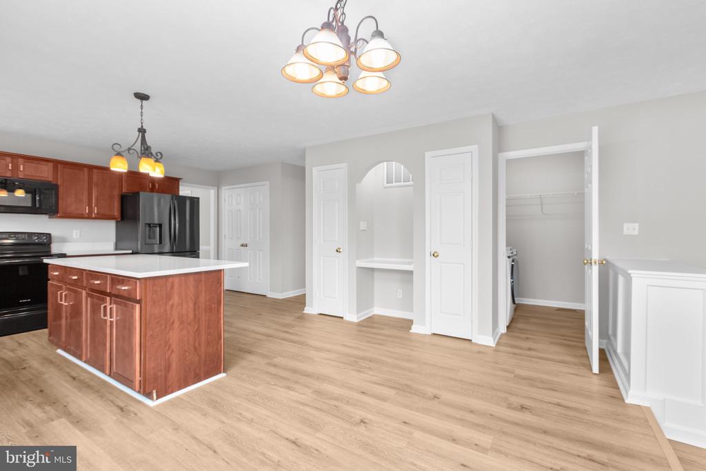 2816 OCONNOR CT, FREDERICKSBURG, Virginia 22408, 6 Bedrooms Bedrooms, ,3 BathroomsBathrooms,Residential,2816 OCONNOR CT,VASP2039508 MLS # VASP2039508