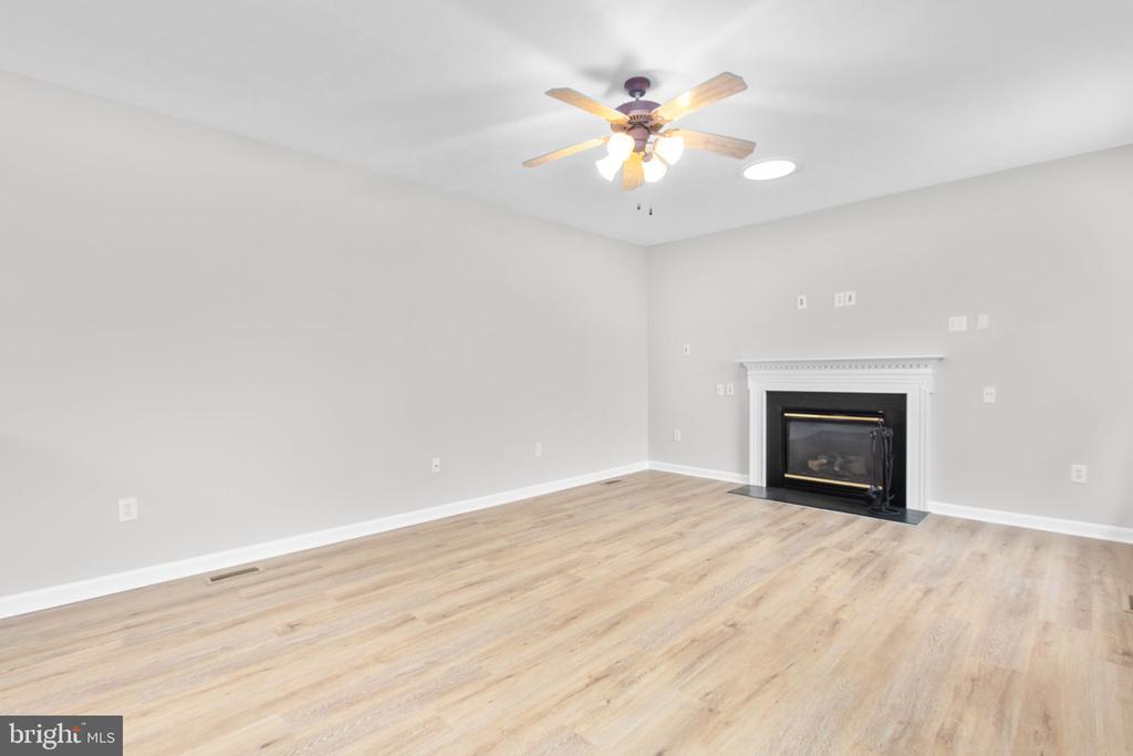 2816 OCONNOR CT, FREDERICKSBURG, Virginia 22408, 6 Bedrooms Bedrooms, ,3 BathroomsBathrooms,Residential,2816 OCONNOR CT,VASP2039508 MLS # VASP2039508