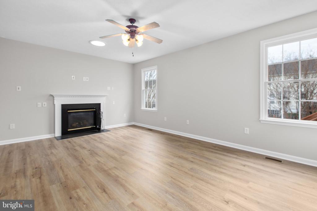 2816 OCONNOR CT, FREDERICKSBURG, Virginia 22408, 6 Bedrooms Bedrooms, ,3 BathroomsBathrooms,Residential,2816 OCONNOR CT,VASP2039508 MLS # VASP2039508