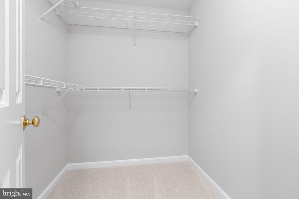 2816 OCONNOR CT, FREDERICKSBURG, Virginia 22408, 6 Bedrooms Bedrooms, ,3 BathroomsBathrooms,Residential,2816 OCONNOR CT,VASP2039508 MLS # VASP2039508