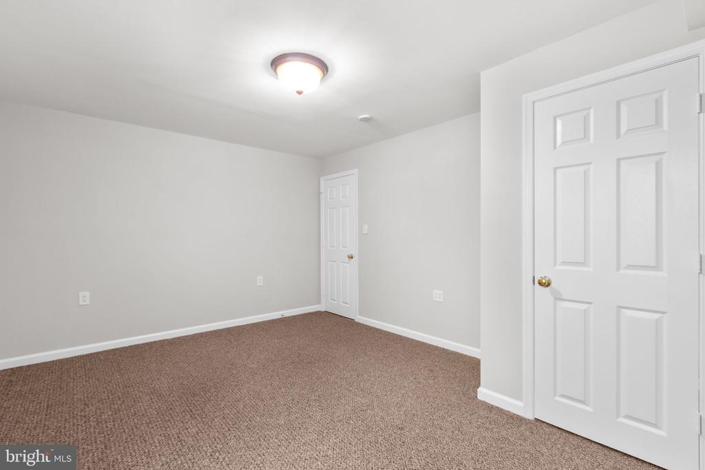 2816 OCONNOR CT, FREDERICKSBURG, Virginia 22408, 6 Bedrooms Bedrooms, ,3 BathroomsBathrooms,Residential,2816 OCONNOR CT,VASP2039508 MLS # VASP2039508