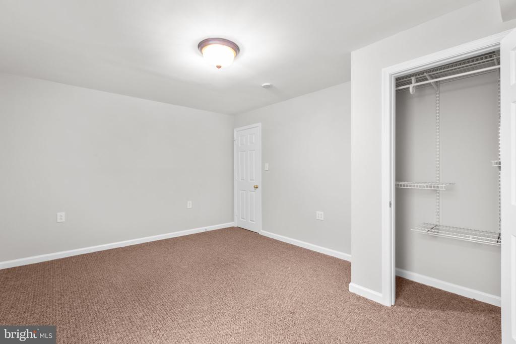 2816 OCONNOR CT, FREDERICKSBURG, Virginia 22408, 6 Bedrooms Bedrooms, ,3 BathroomsBathrooms,Residential,2816 OCONNOR CT,VASP2039508 MLS # VASP2039508