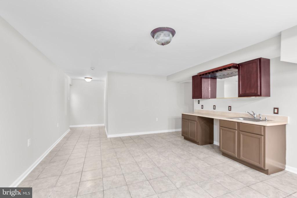 2816 OCONNOR CT, FREDERICKSBURG, Virginia 22408, 6 Bedrooms Bedrooms, ,3 BathroomsBathrooms,Residential,2816 OCONNOR CT,VASP2039508 MLS # VASP2039508