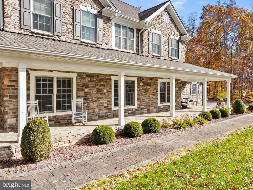 8485 ROGUES RD, WARRENTON, Virginia, 4 Bedrooms Bedrooms, ,4 BathroomsBathrooms,Residential,8485 ROGUES RD,VAFQ2019624 MLS # VAFQ2019624 8485 ROGUES RD, WARRENTON, Virginia, 4 Bedrooms Bedrooms, ,4 BathroomsBathrooms,Residential,8485 ROGUES RD,VAFQ2019624 MLS # VAFQ2019624