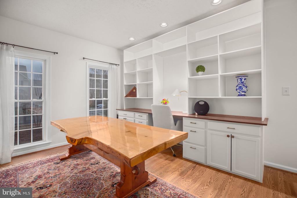 10215 NAPOLEON ST, FREDERICKSBURG, Virginia 22408, 4 Bedrooms Bedrooms, ,3 BathroomsBathrooms,Residential,10215 NAPOLEON ST,VASP2039988 MLS # VASP2039988