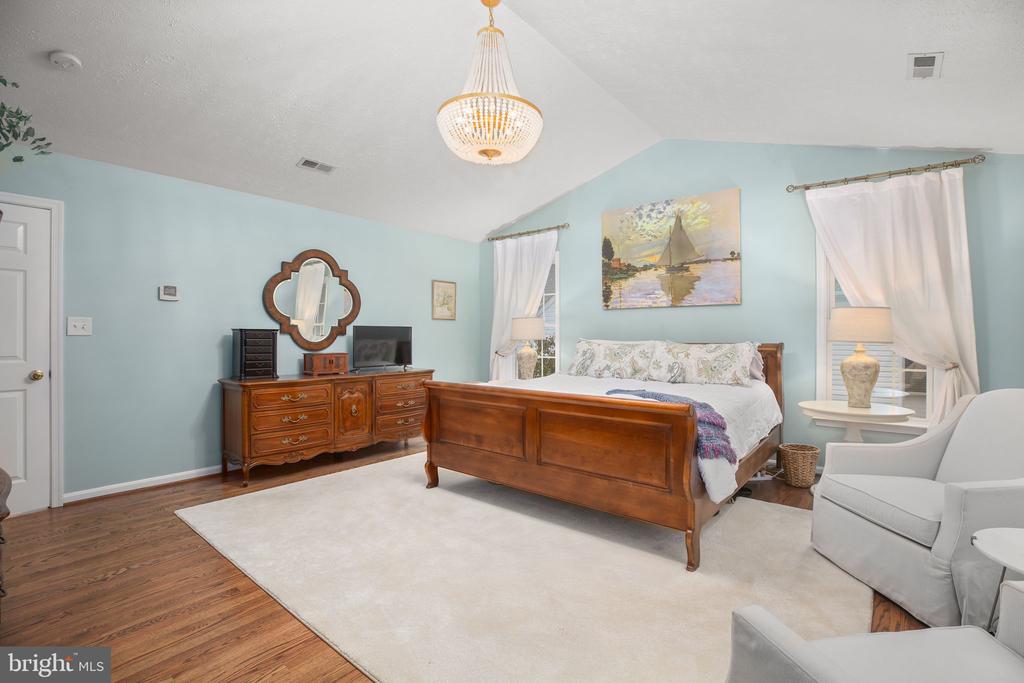 10215 NAPOLEON ST, FREDERICKSBURG, Virginia 22408, 4 Bedrooms Bedrooms, ,3 BathroomsBathrooms,Residential,10215 NAPOLEON ST,VASP2039988 MLS # VASP2039988