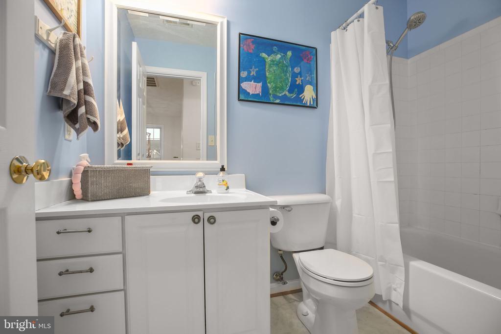 10215 NAPOLEON ST, FREDERICKSBURG, Virginia 22408, 4 Bedrooms Bedrooms, ,3 BathroomsBathrooms,Residential,10215 NAPOLEON ST,VASP2039988 MLS # VASP2039988