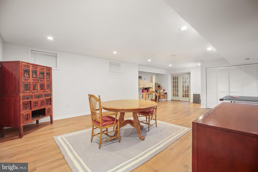 10215 NAPOLEON ST, FREDERICKSBURG, Virginia 22408, 4 Bedrooms Bedrooms, ,3 BathroomsBathrooms,Residential,10215 NAPOLEON ST,VASP2039988 MLS # VASP2039988