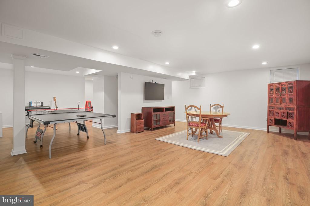 10215 NAPOLEON ST, FREDERICKSBURG, Virginia 22408, 4 Bedrooms Bedrooms, ,3 BathroomsBathrooms,Residential,10215 NAPOLEON ST,VASP2039988 MLS # VASP2039988