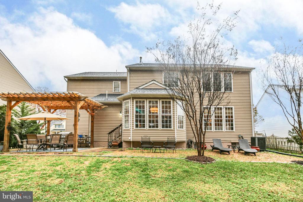 10215 NAPOLEON ST, FREDERICKSBURG, Virginia 22408, 4 Bedrooms Bedrooms, ,3 BathroomsBathrooms,Residential,10215 NAPOLEON ST,VASP2039988 MLS # VASP2039988