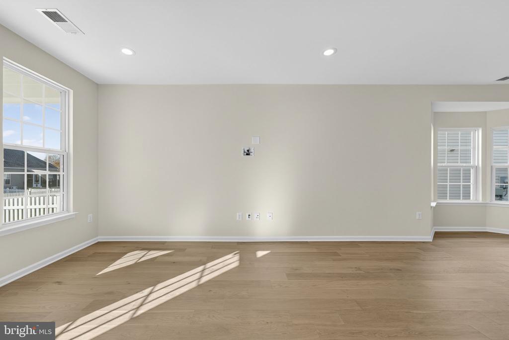 5806 SPRING ARBOR LN, FREDERICKSBURG, Virginia 22407, 3 Bedrooms Bedrooms, ,2 BathroomsBathrooms,Residential,5806 SPRING ARBOR LN,VASP2040034 MLS # VASP2040034