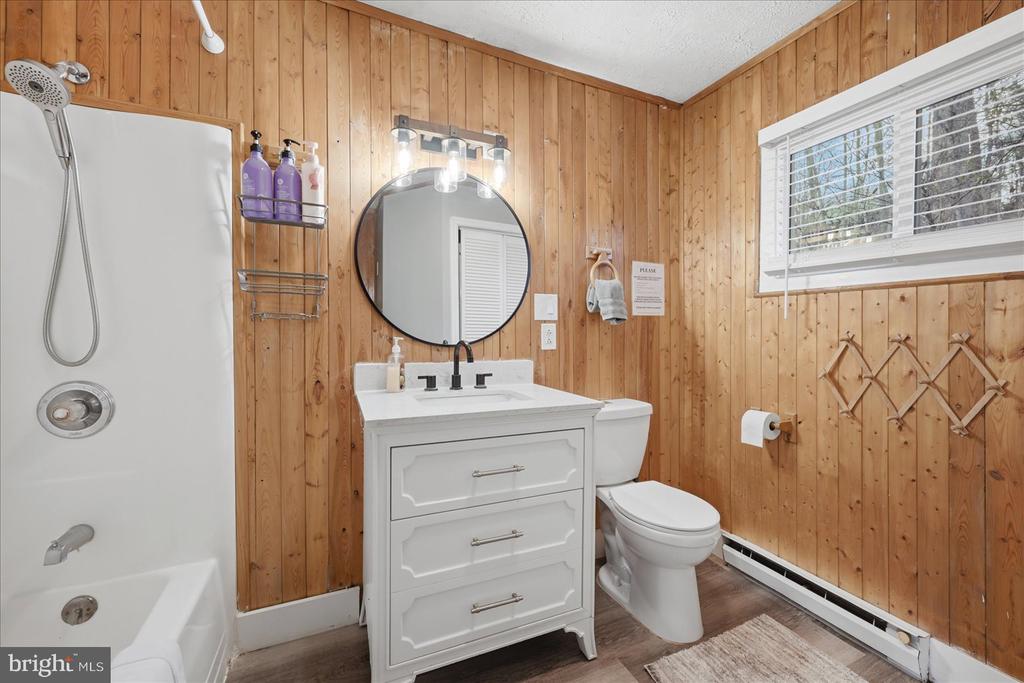 120 LAKE DR, LURAY, Virginia 22835, 3 Bedrooms Bedrooms, ,2 BathroomsBathrooms,Residential,120 LAKE DR,VAPA2006160 MLS # VAPA2006160