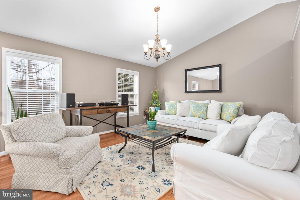 11109 SURRY WOODS CT, FREDERICKSBURG, Virginia 22407, 4 Bedrooms Bedrooms, ,4 BathroomsBathrooms,Residential,11109 SURRY WOODS CT,VASP2040076 MLS # VASP2040076