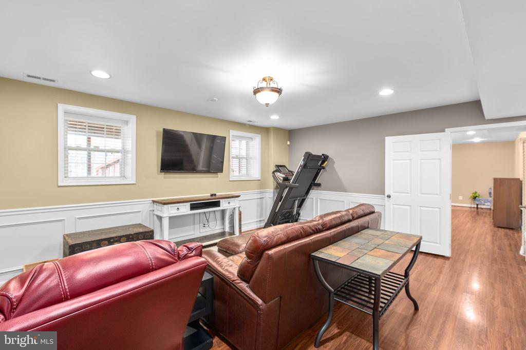 11109 SURRY WOODS CT, FREDERICKSBURG, Virginia 22407, 4 Bedrooms Bedrooms, ,4 BathroomsBathrooms,Residential,11109 SURRY WOODS CT,VASP2040076 MLS # VASP2040076