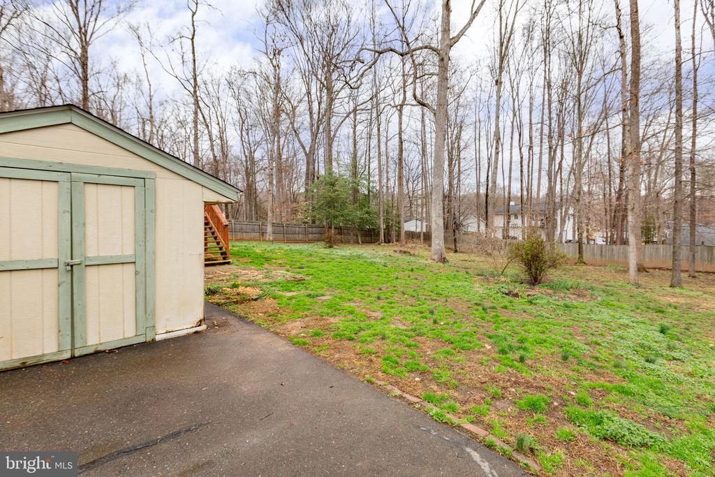 11109 SURRY WOODS CT, FREDERICKSBURG, Virginia 22407, 4 Bedrooms Bedrooms, ,4 BathroomsBathrooms,Residential,11109 SURRY WOODS CT,VASP2040076 MLS # VASP2040076