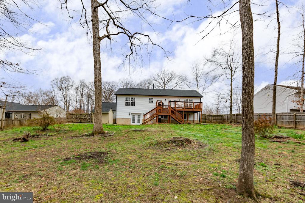 11109 SURRY WOODS CT, FREDERICKSBURG, Virginia 22407, 4 Bedrooms Bedrooms, ,4 BathroomsBathrooms,Residential,11109 SURRY WOODS CT,VASP2040076 MLS # VASP2040076