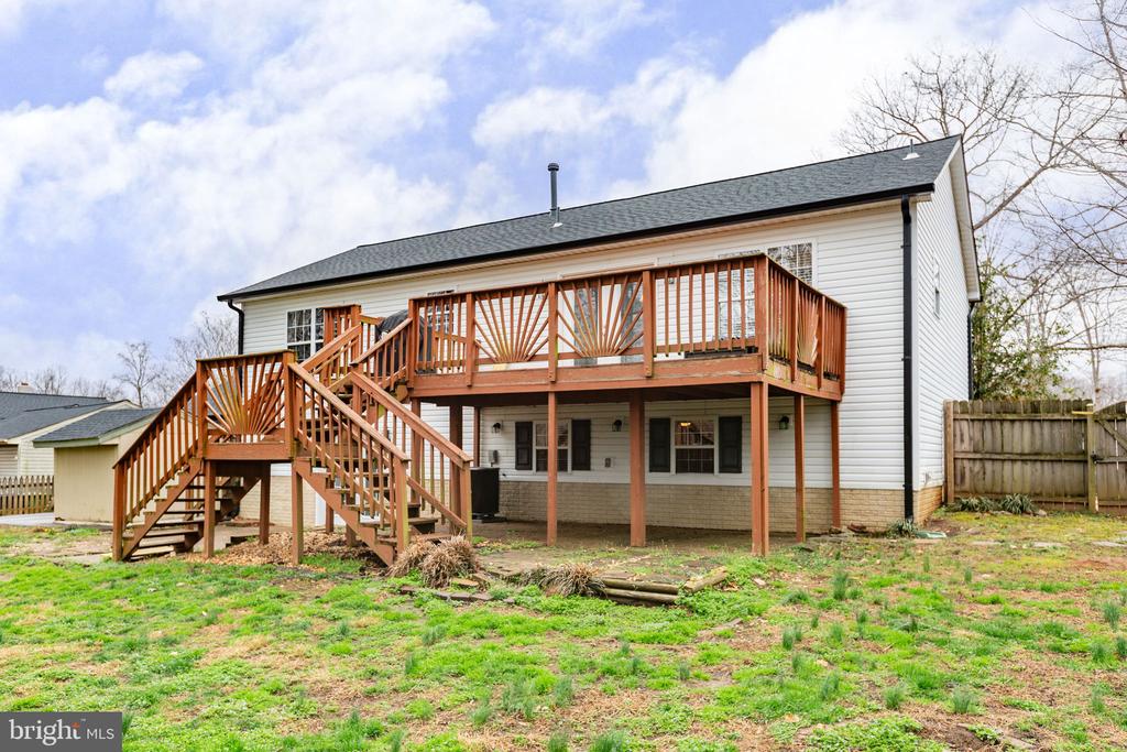 11109 SURRY WOODS CT, FREDERICKSBURG, Virginia 22407, 4 Bedrooms Bedrooms, ,4 BathroomsBathrooms,Residential,11109 SURRY WOODS CT,VASP2040076 MLS # VASP2040076