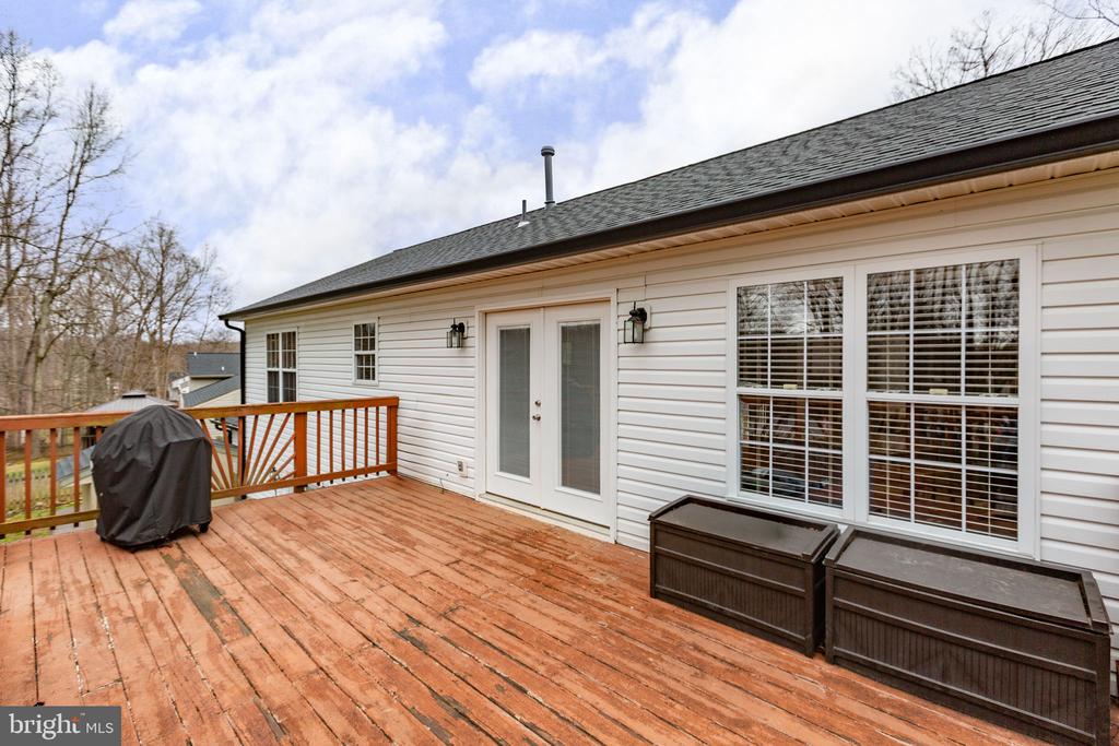 11109 SURRY WOODS CT, FREDERICKSBURG, Virginia 22407, 4 Bedrooms Bedrooms, ,4 BathroomsBathrooms,Residential,11109 SURRY WOODS CT,VASP2040076 MLS # VASP2040076