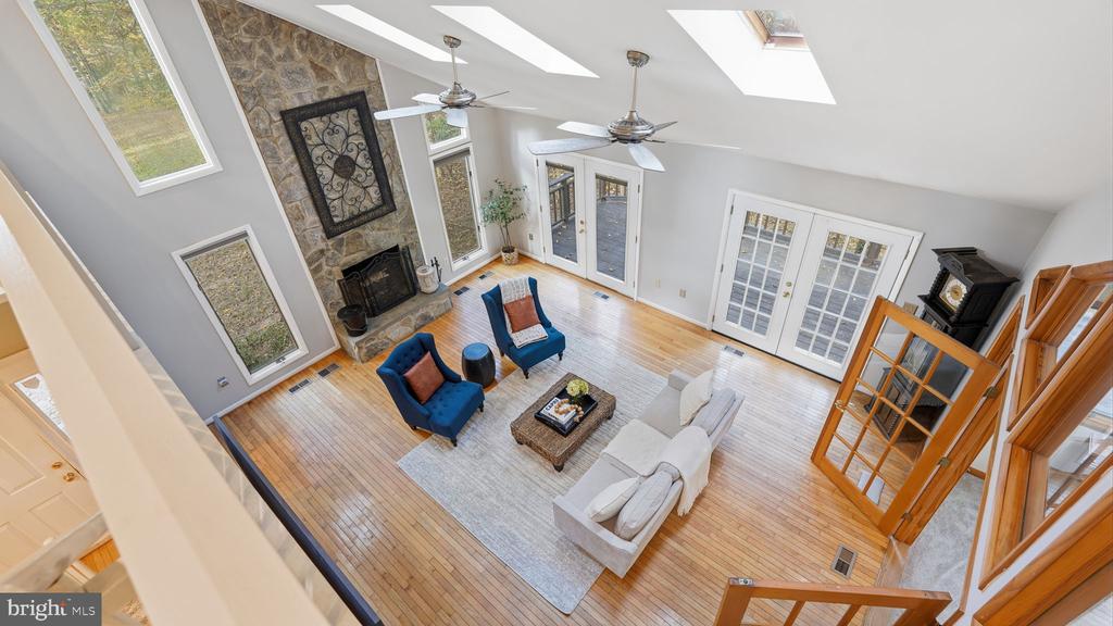 8805 PEPPERIDGE DR, SPOTSYLVANIA, Virginia 22553, 3 Bedrooms Bedrooms, ,2 BathroomsBathrooms,Residential,8805 PEPPERIDGE DR,VASP2040114 MLS # VASP2040114