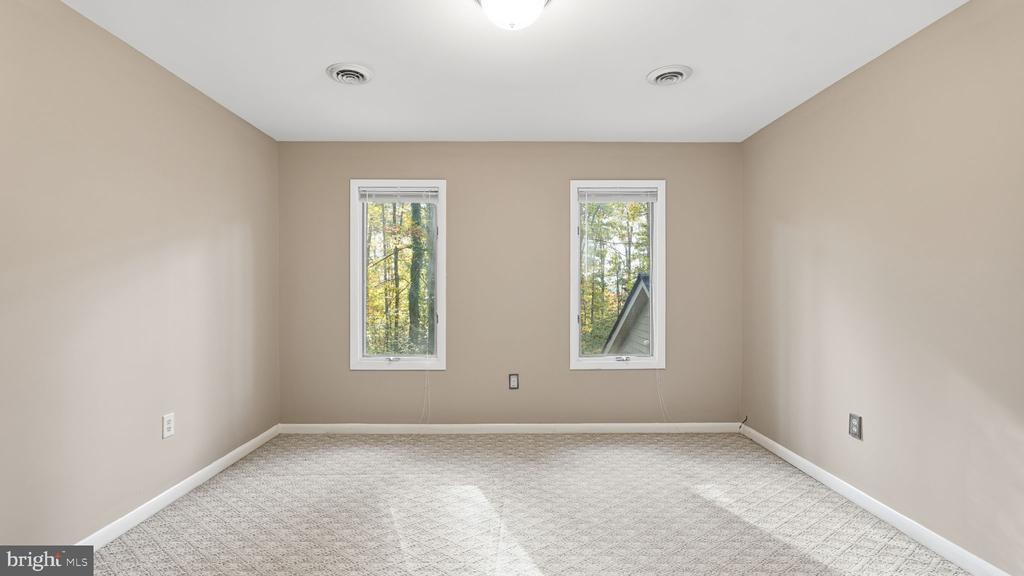 8805 PEPPERIDGE DR, SPOTSYLVANIA, Virginia 22553, 3 Bedrooms Bedrooms, ,2 BathroomsBathrooms,Residential,8805 PEPPERIDGE DR,VASP2040114 MLS # VASP2040114