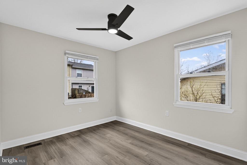 8611 HARRISON CT, MARSHALL, Virginia, 3 Bedrooms Bedrooms, ,2 BathroomsBathrooms,Residential,8611 HARRISON CT,VAFQ2020960 MLS # VAFQ2020960