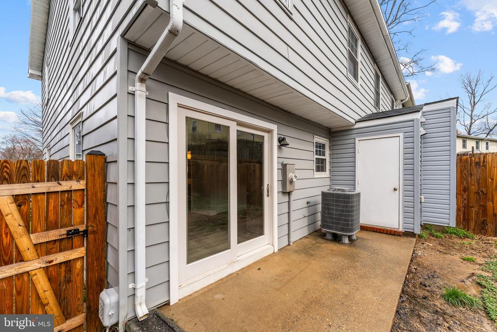 8611 HARRISON CT, MARSHALL, Virginia, 3 Bedrooms Bedrooms, ,2 BathroomsBathrooms,Residential,8611 HARRISON CT,VAFQ2020960 MLS # VAFQ2020960