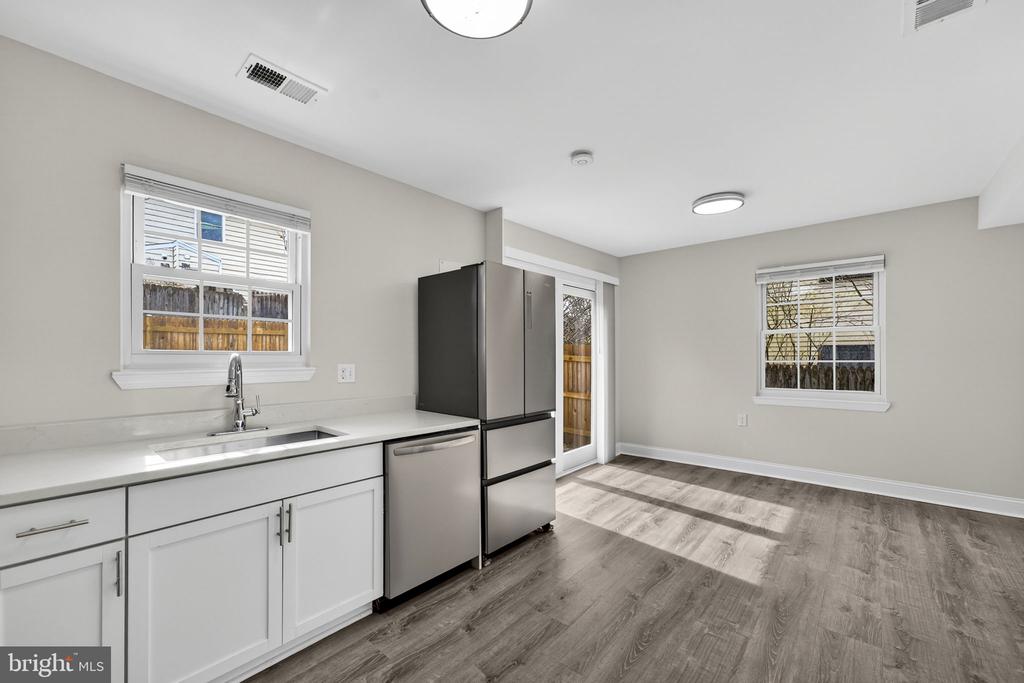 8611 HARRISON CT, MARSHALL, Virginia, 3 Bedrooms Bedrooms, ,2 BathroomsBathrooms,Residential,8611 HARRISON CT,VAFQ2020960 MLS # VAFQ2020960