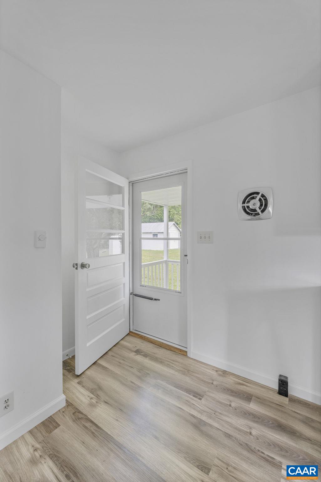 12395 S CONSTITUTION RTE, SCOTTSVILLE, Virginia 24590, 3 Bedrooms Bedrooms, ,1 BathroomBathrooms,Residential,12395 S CONSTITUTION RTE,667899 MLS # 667899