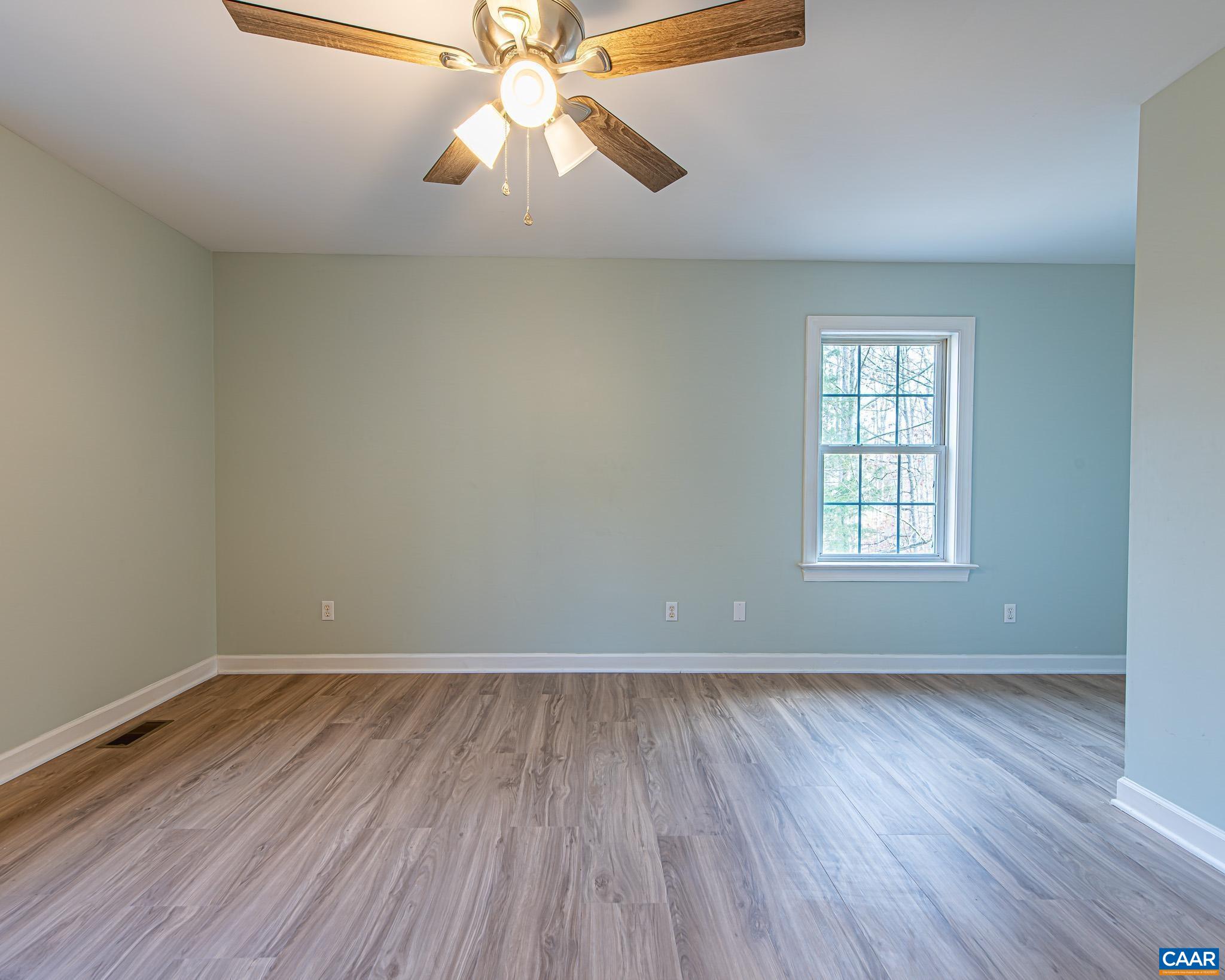 9 AMETHYST RD, PALMYRA, Virginia 22963, 4 Bedrooms Bedrooms, ,3 BathroomsBathrooms,Residential,Renovated Lake Home,9 AMETHYST RD,673898 MLS # 673898