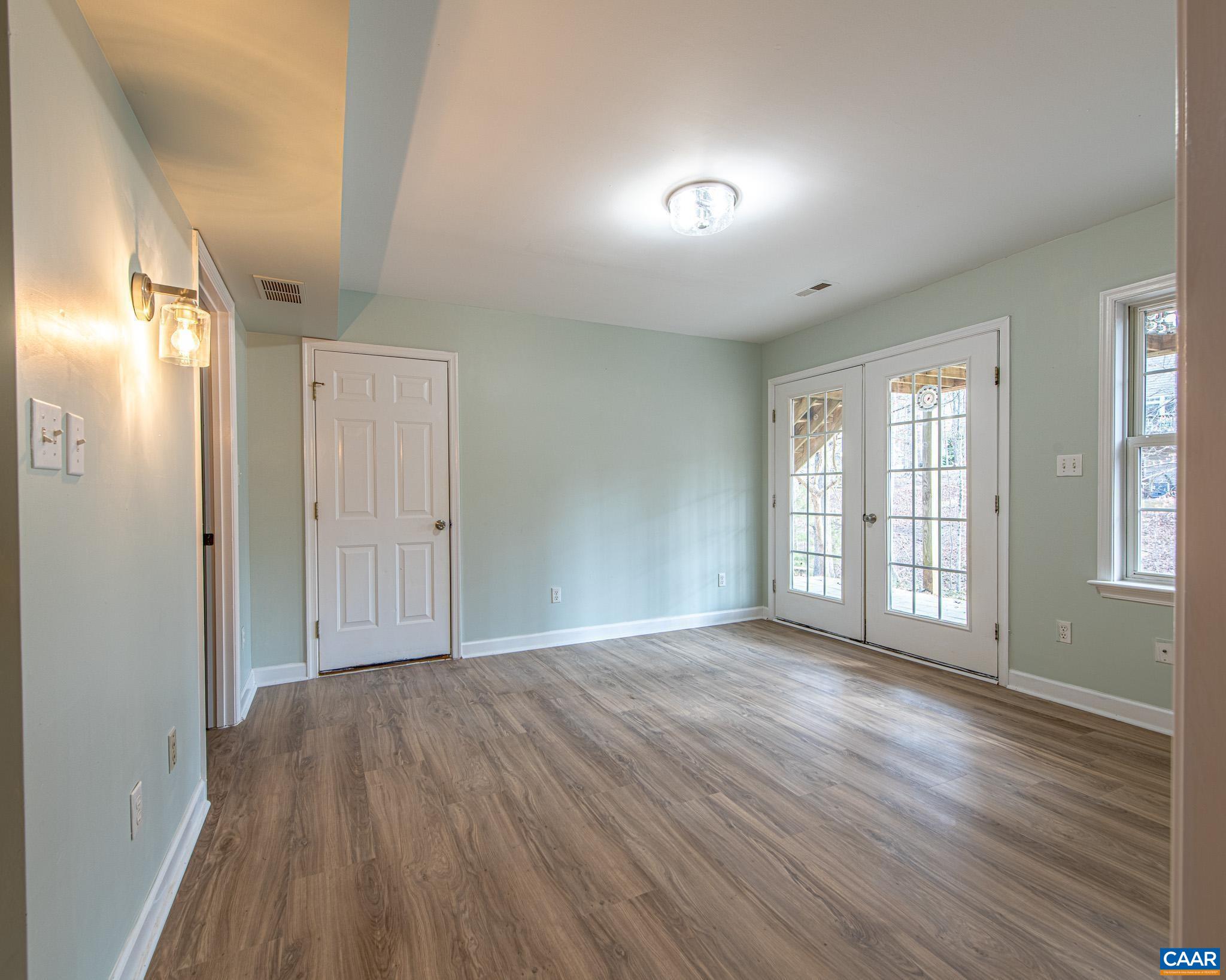 9 AMETHYST RD, PALMYRA, Virginia 22963, 4 Bedrooms Bedrooms, ,3 BathroomsBathrooms,Residential,Renovated Lake Home,9 AMETHYST RD,673898 MLS # 673898