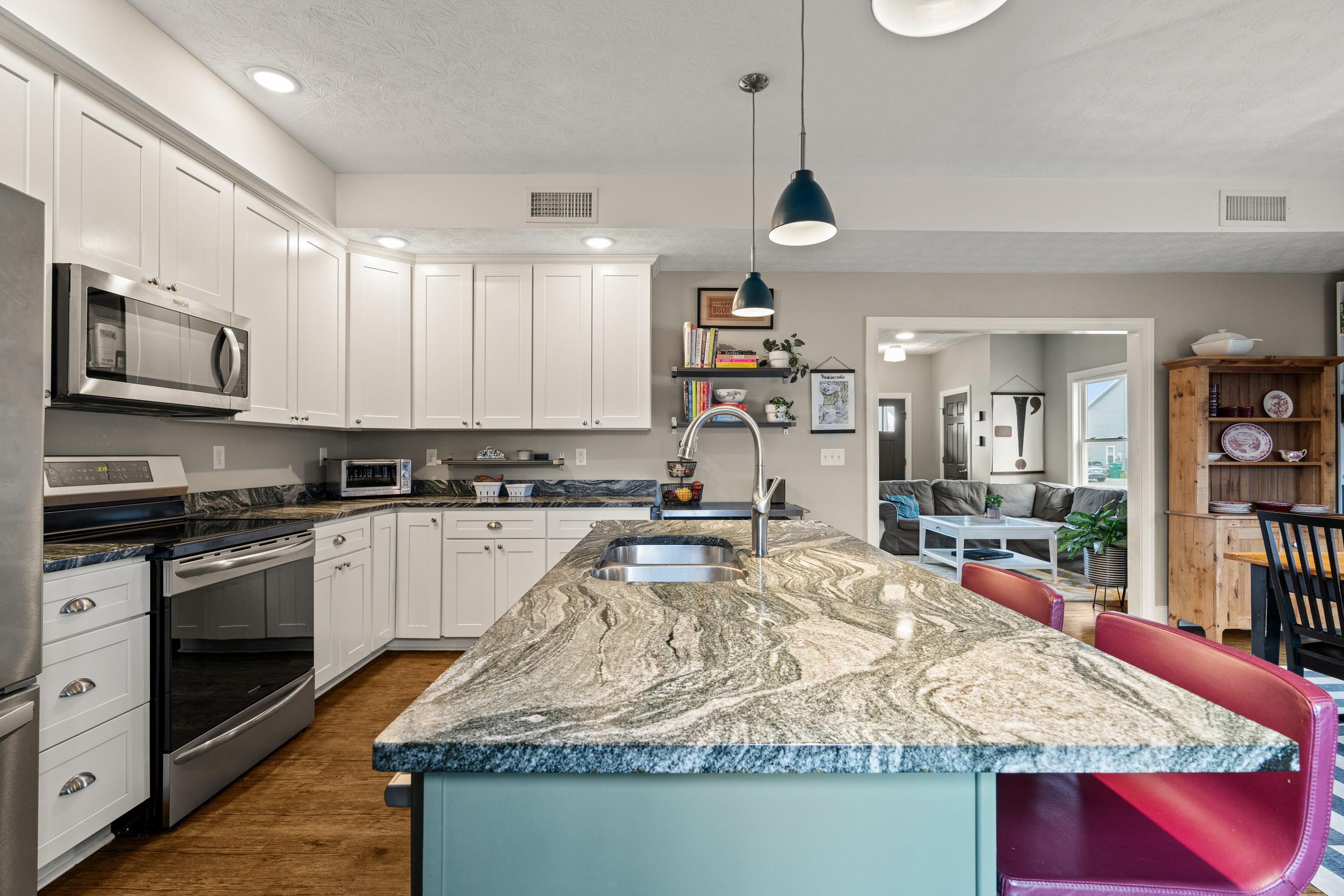 1133 SATURDAY DR, HARRISONBURG, Virginia 22802, 3 Bedrooms Bedrooms, ,2 BathroomsBathrooms,Residential,1133 SATURDAY DR,674323 MLS # 674323