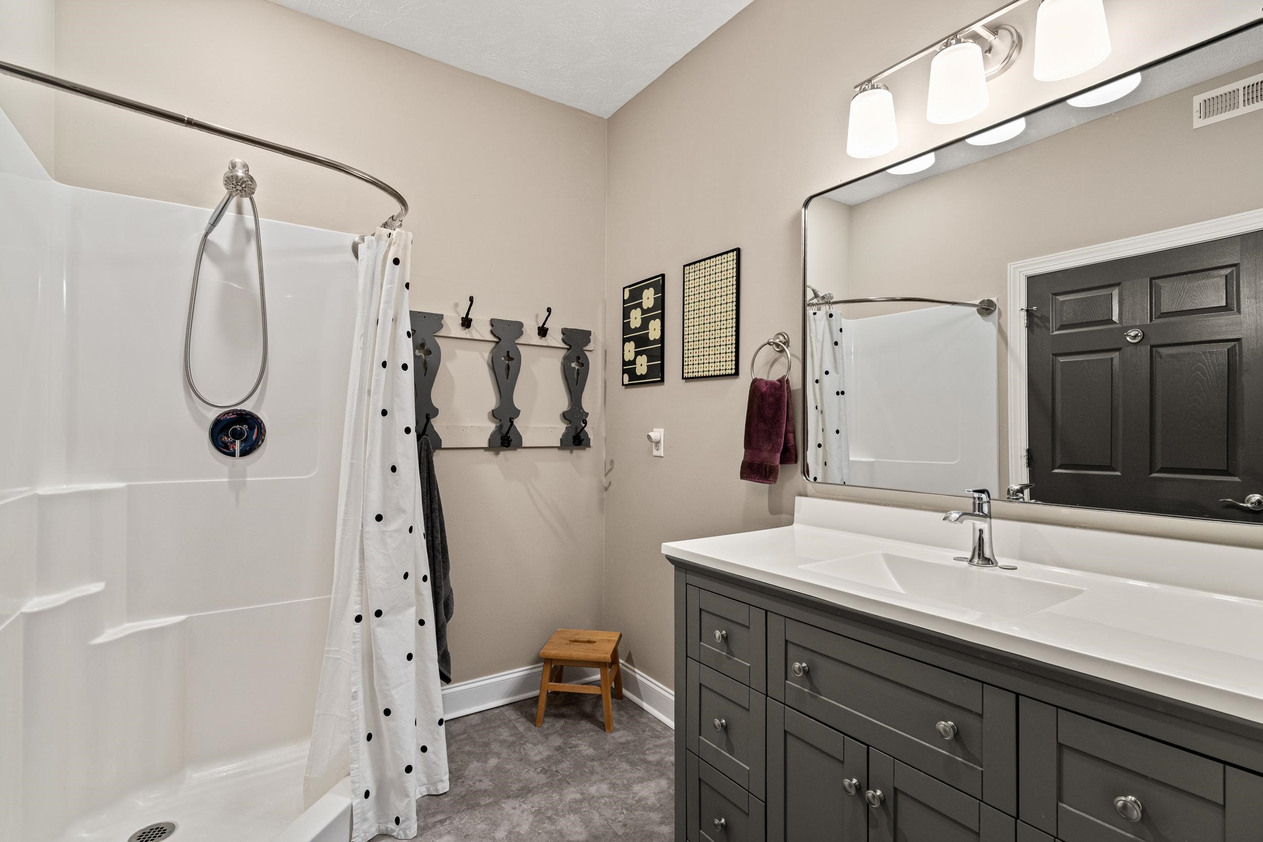 1133 SATURDAY DR, HARRISONBURG, Virginia 22802, 3 Bedrooms Bedrooms, ,2 BathroomsBathrooms,Residential,1133 SATURDAY DR,674323 MLS # 674323