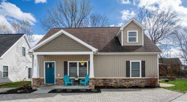 1133 SATURDAY DR, HARRISONBURG, Virginia 22802, 3 Bedrooms Bedrooms, ,2 BathroomsBathrooms,Residential,1133 SATURDAY DR,674323 MLS # 674323